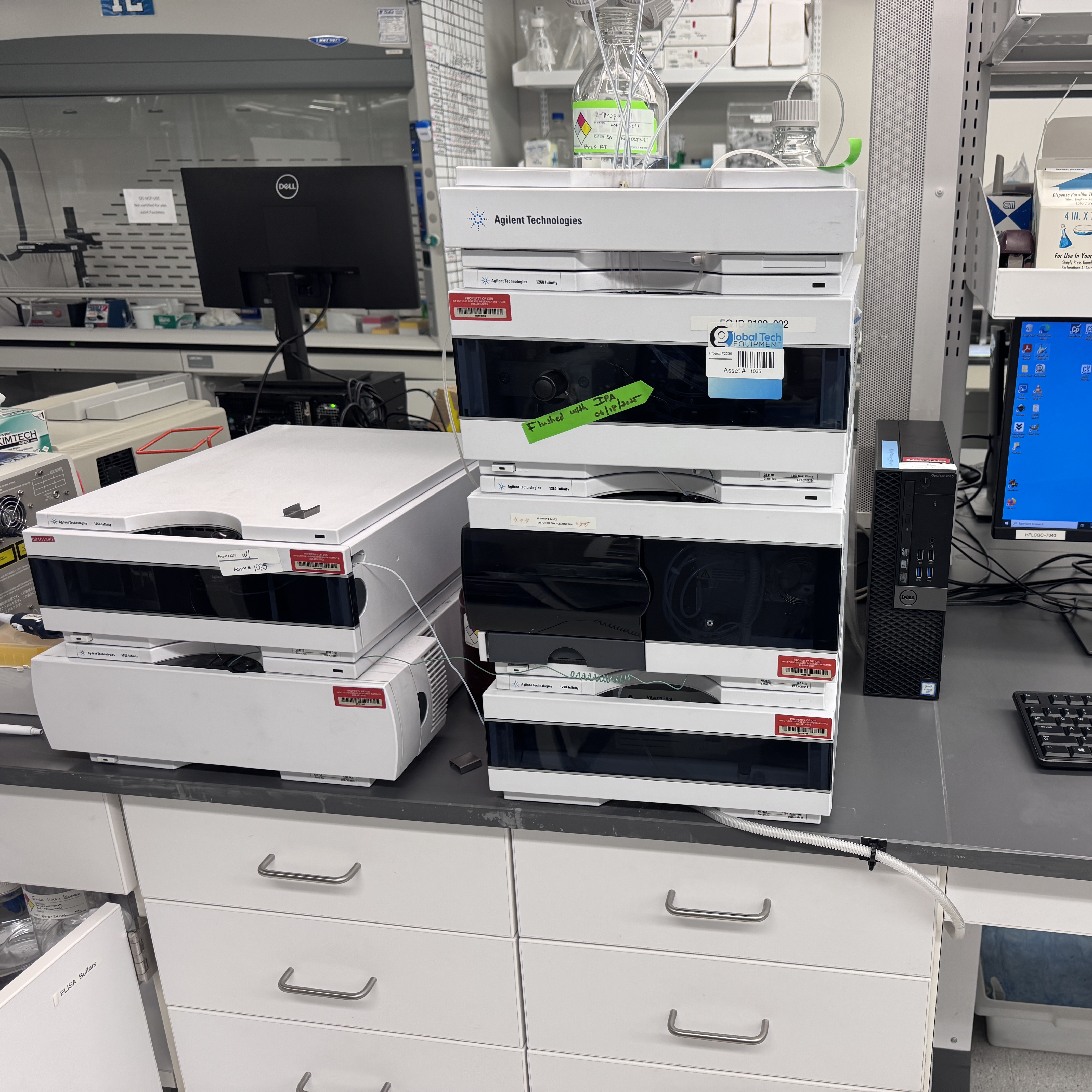 安捷倫1260 Infinity HPLC高效液相色譜儀，配全系列配套產(chǎn)品。包括CAD檢測儀